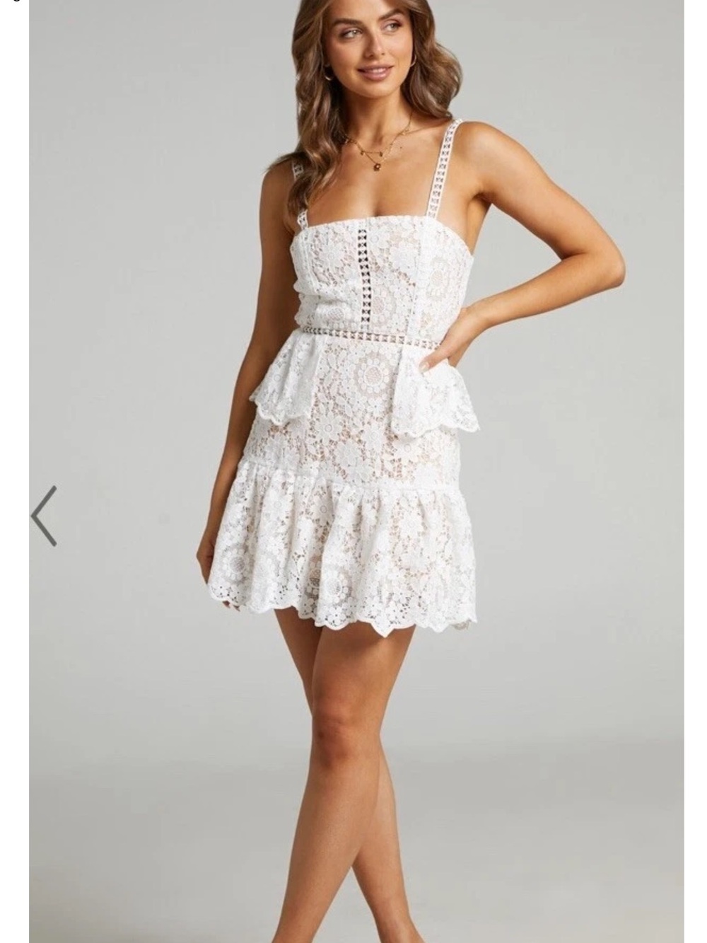 ShowPo Floral White Lace Tiered Ruffle Dress Size 4